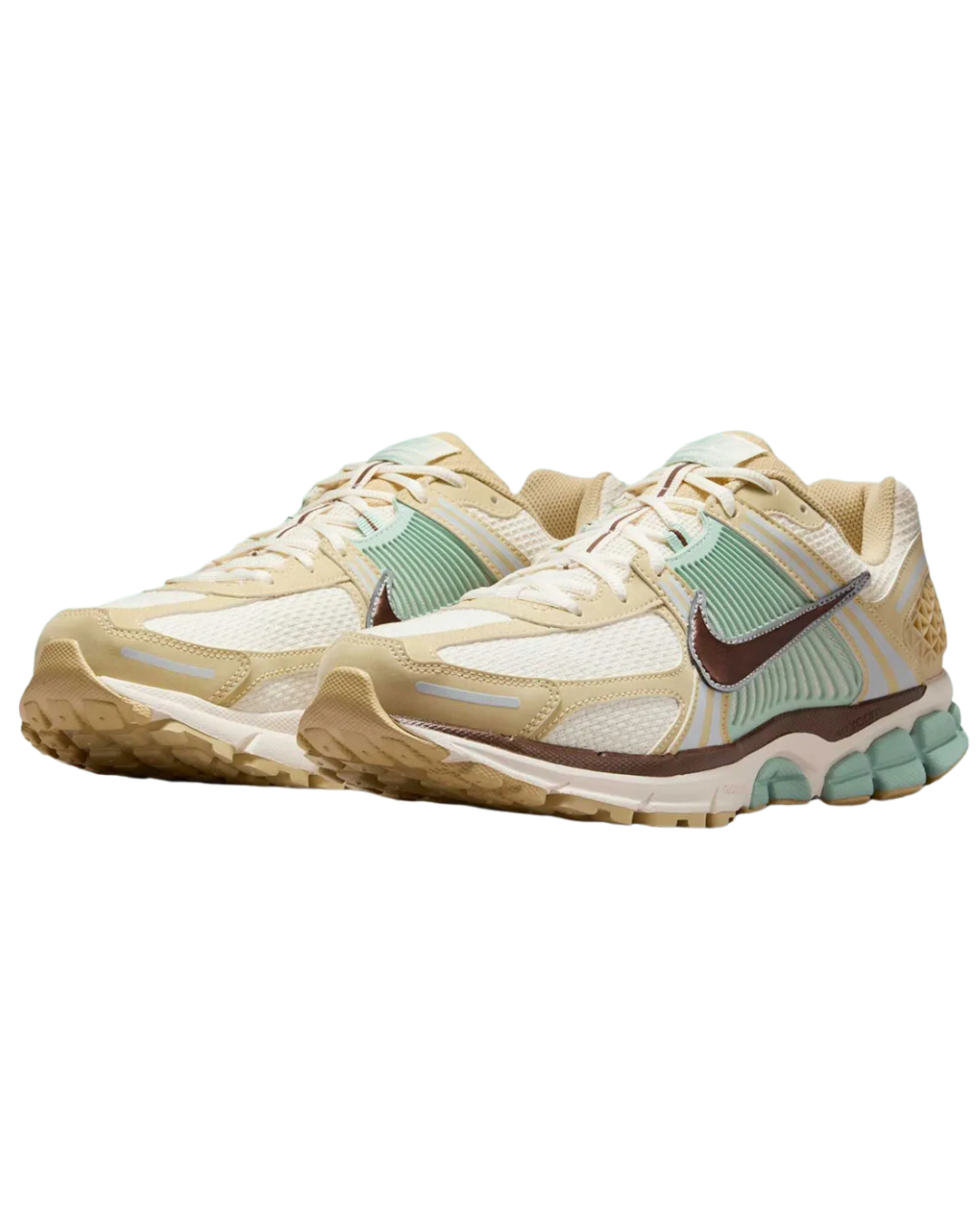 NIKE VOMERO 5