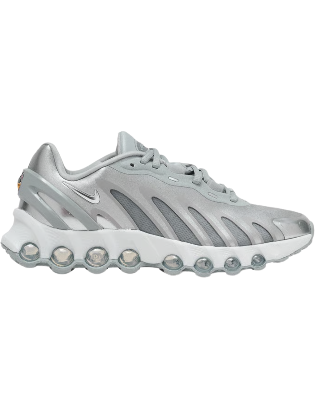 NIKE AIR MAX DN8
