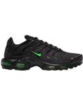 NIKE AIR MAX PLUS